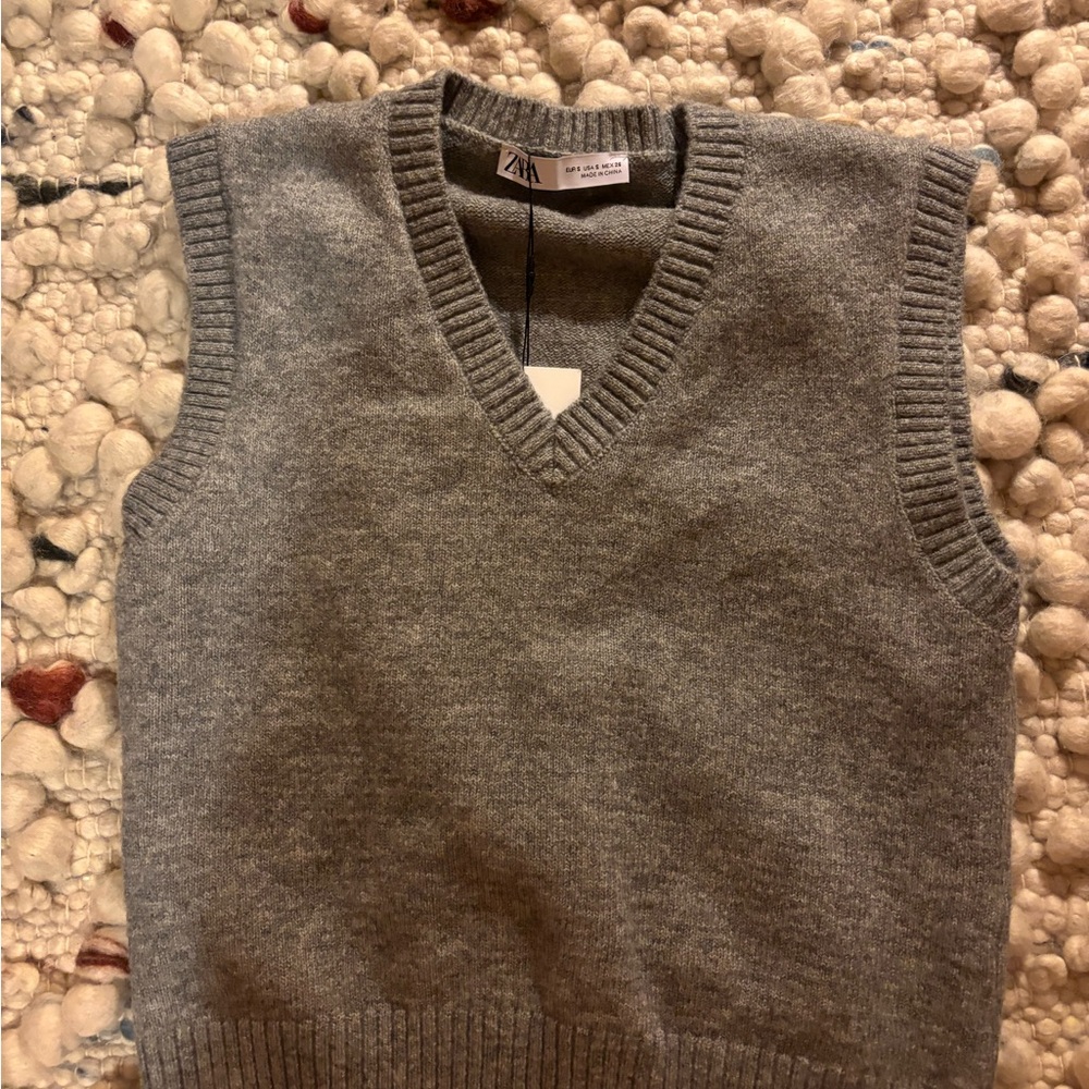 Zara Gray Women’s Sweater Vest
